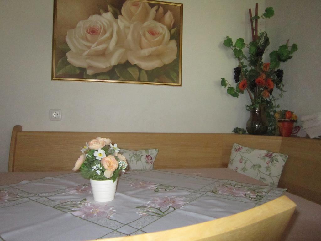 Bed & Breakfast Haus Jochum Langen am Arlberg